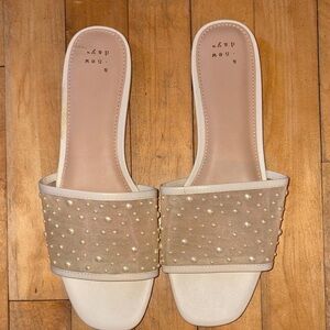 Elegant Beige Slide Sandals